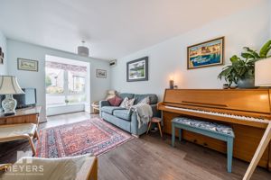 Photo 15- click for photo gallery